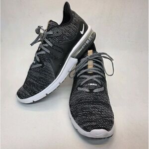 Nike Womens Size 8 Air Max Sequent 3 Athletic Running Shoes 908993-011
